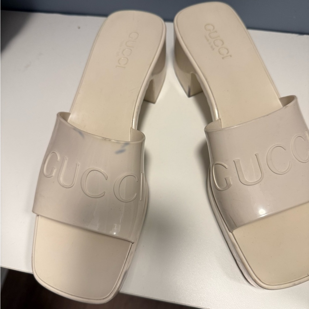 Gucci Women's Off-White Mules